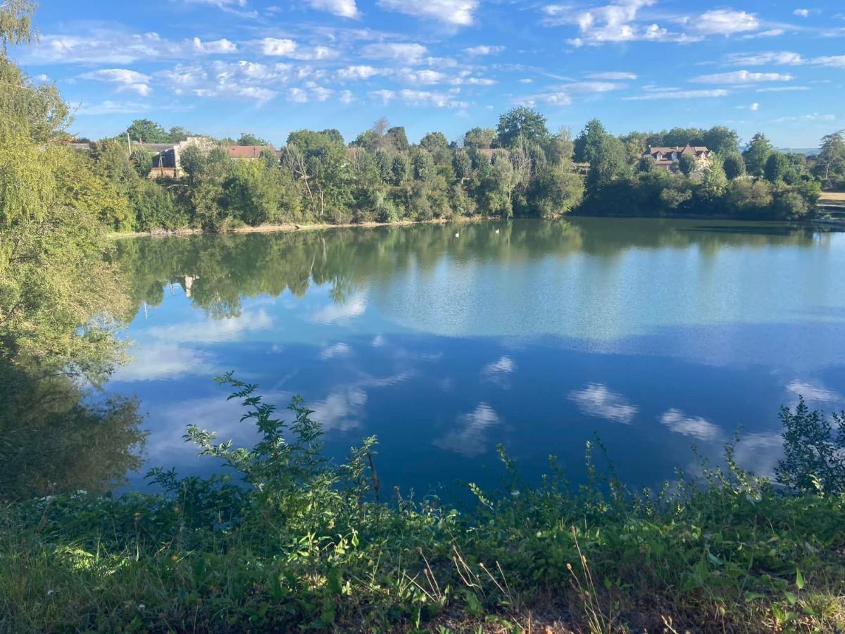 Lac De Lumiere. Relax With Rural Lakeside Living Herry Extérieur photo