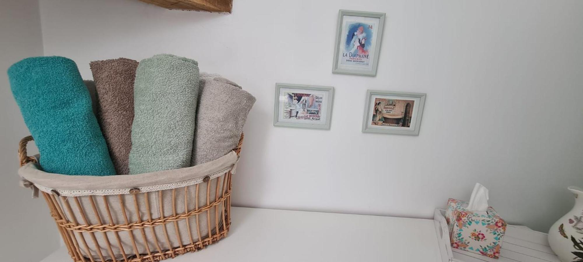Lac De Lumiere. Relax With Rural Lakeside Living Herry Extérieur photo
